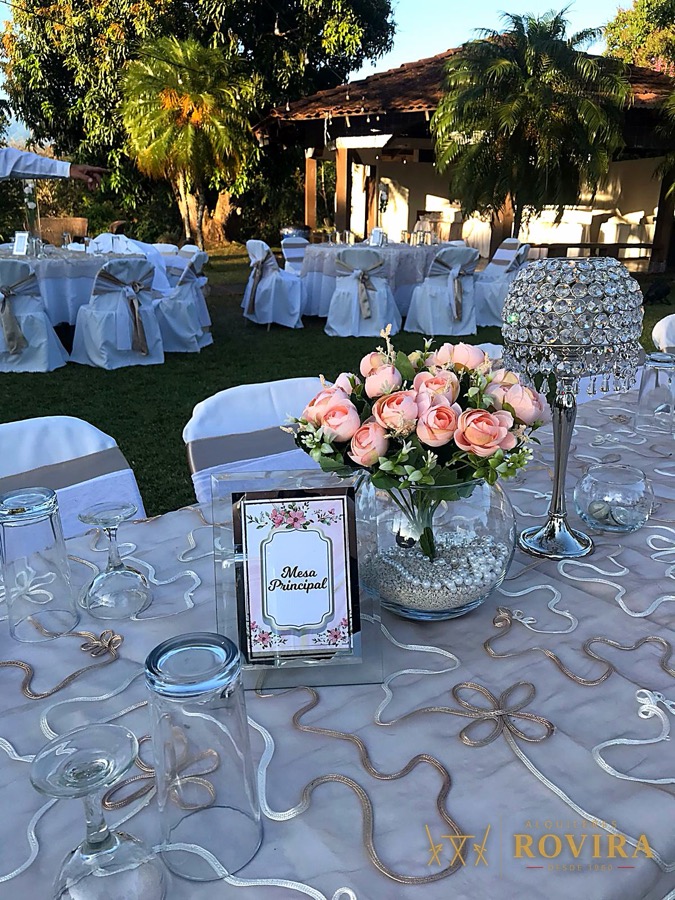 Evento real de Alquileres Rovira (foto pendiente de curaduría y etiquetado por categoría)