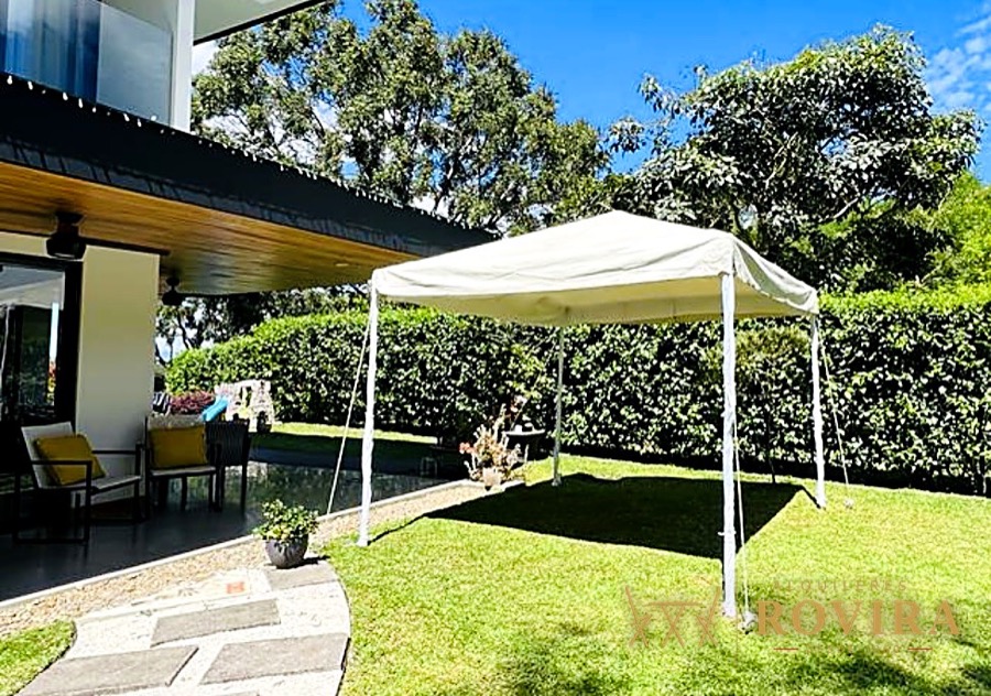 Evento real de Alquileres Rovira (foto pendiente de curaduría y etiquetado por categoría)